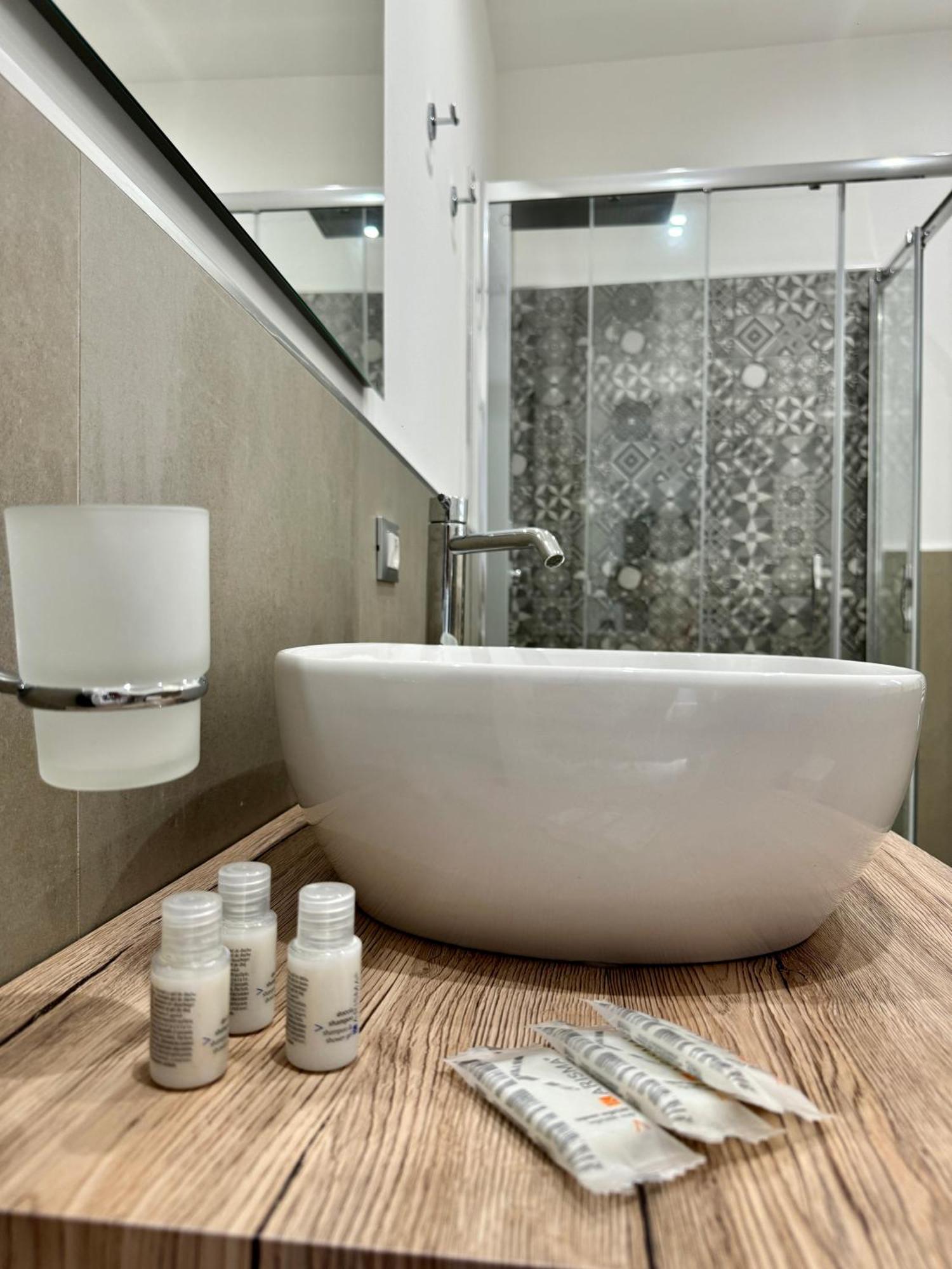 Terrasini Center Apartments المظهر الخارجي الصورة
