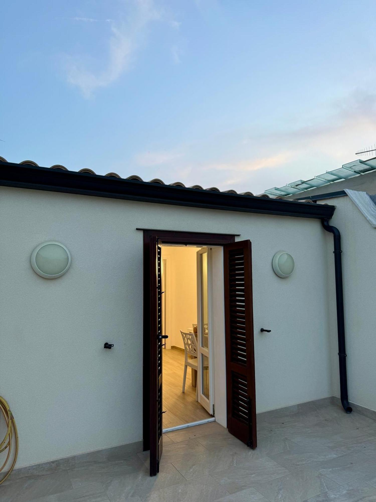 Terrasini Center Apartments المظهر الخارجي الصورة