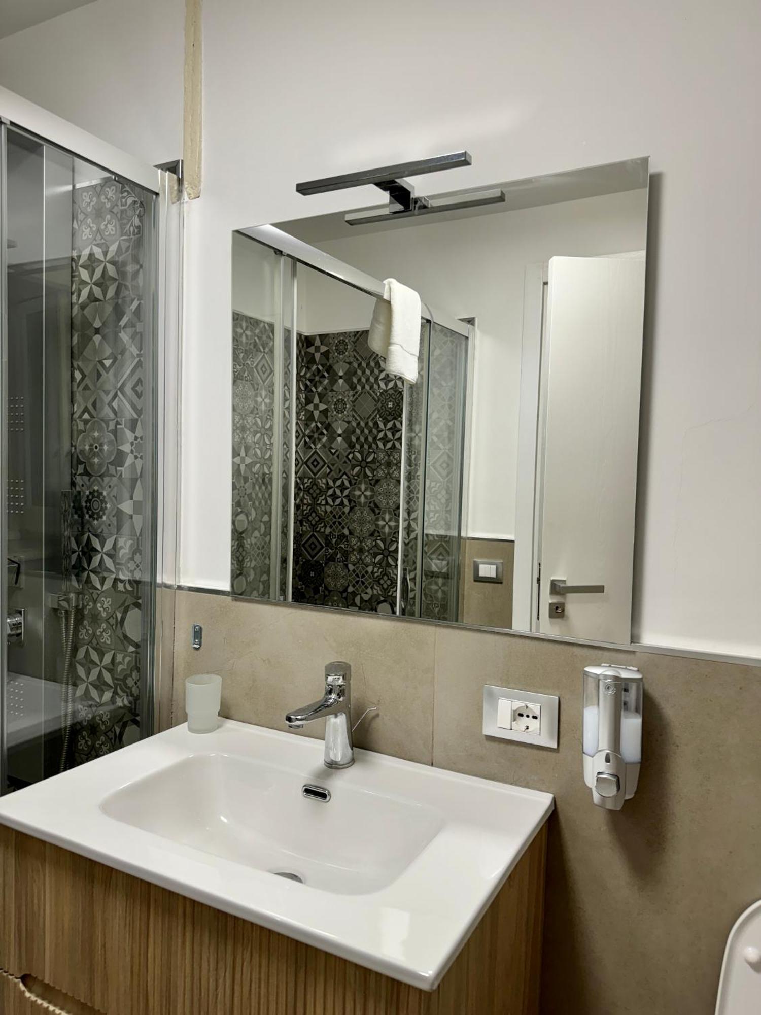 Terrasini Center Apartments المظهر الخارجي الصورة