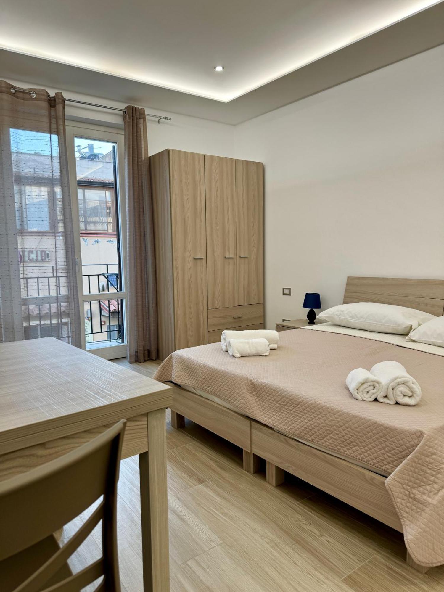 Terrasini Center Apartments المظهر الخارجي الصورة